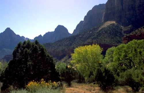 File:Mountains.jpg